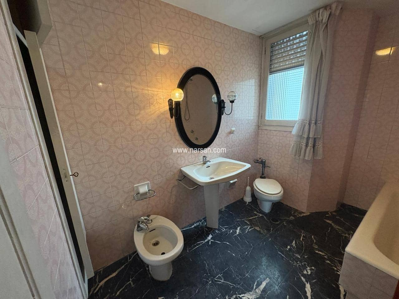 5 sovrum Lägenhet till salu i Castello de la Plana med garage - 255 000 € (Ref: 5700679)