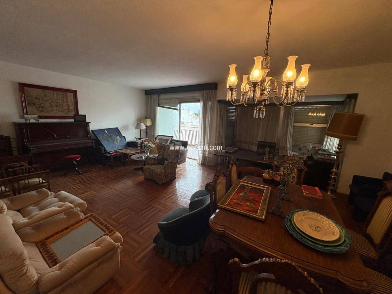 5 sovrum Lägenhet till salu i Castello de la Plana med garage - 255 000 € (Ref: 5700679)