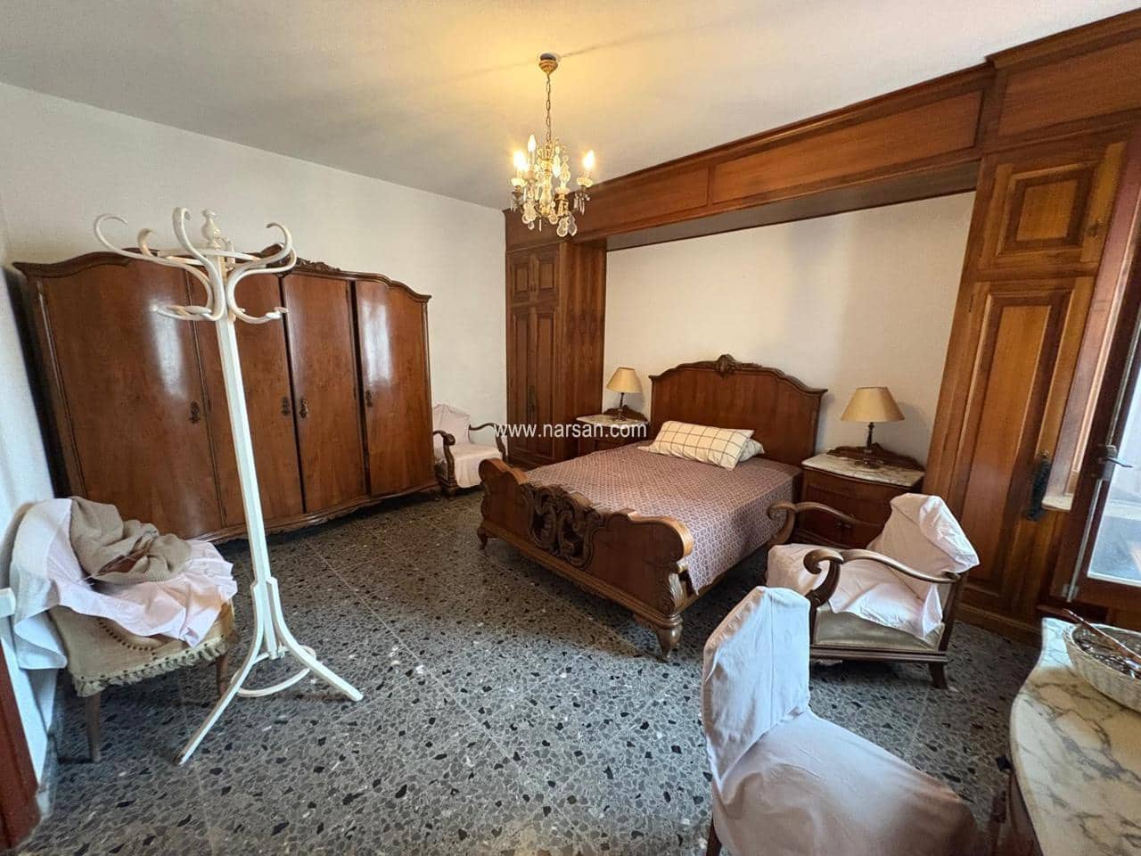 5 sovrum Lägenhet till salu i Castello de la Plana med garage - 255 000 € (Ref: 5700679)