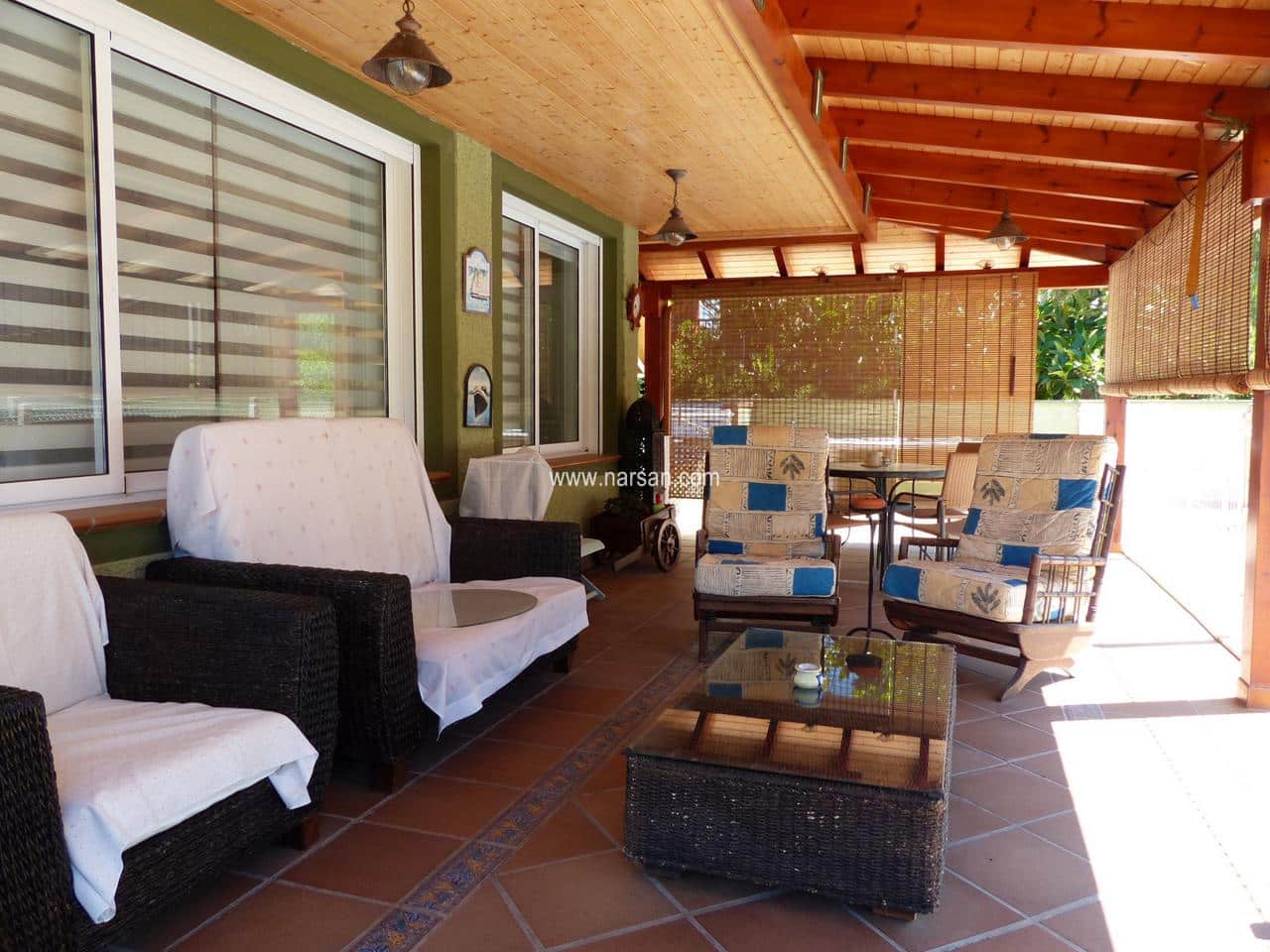 4 slaapkamer Villa te koop in Benicassim met zwembad garage - € 540.000 (Ref: 7986576)