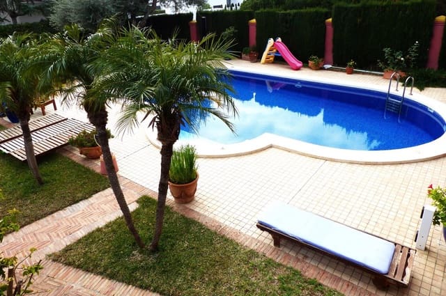 Villa/Maison de 7 chambres à louer à Oropesa  avec piscine - 15 000 € (Ref: 8086638)