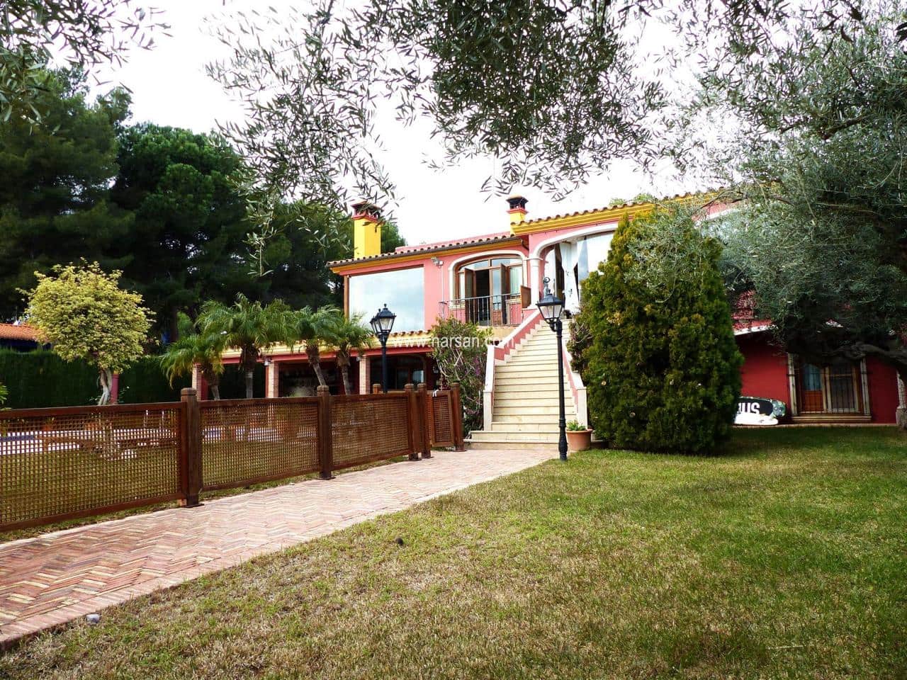 Villa/Maison de 7 chambres à louer à Oropesa  avec piscine - 15 000 € (Ref: 8086638)