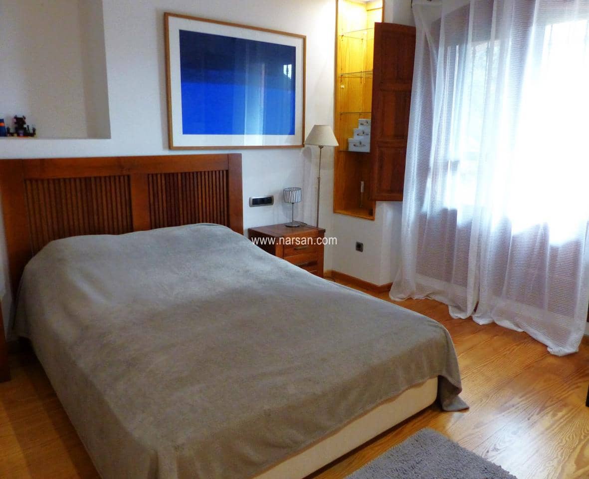 Villa/Maison de 7 chambres à louer à Oropesa  avec piscine - 15 000 € (Ref: 8086638)