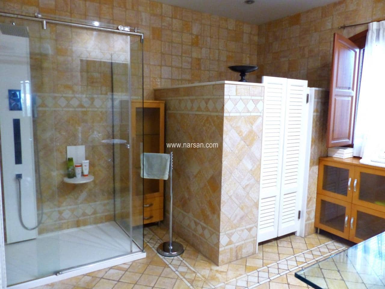 Villa/Maison de 7 chambres à louer à Oropesa  avec piscine - 15 000 € (Ref: 8086638)