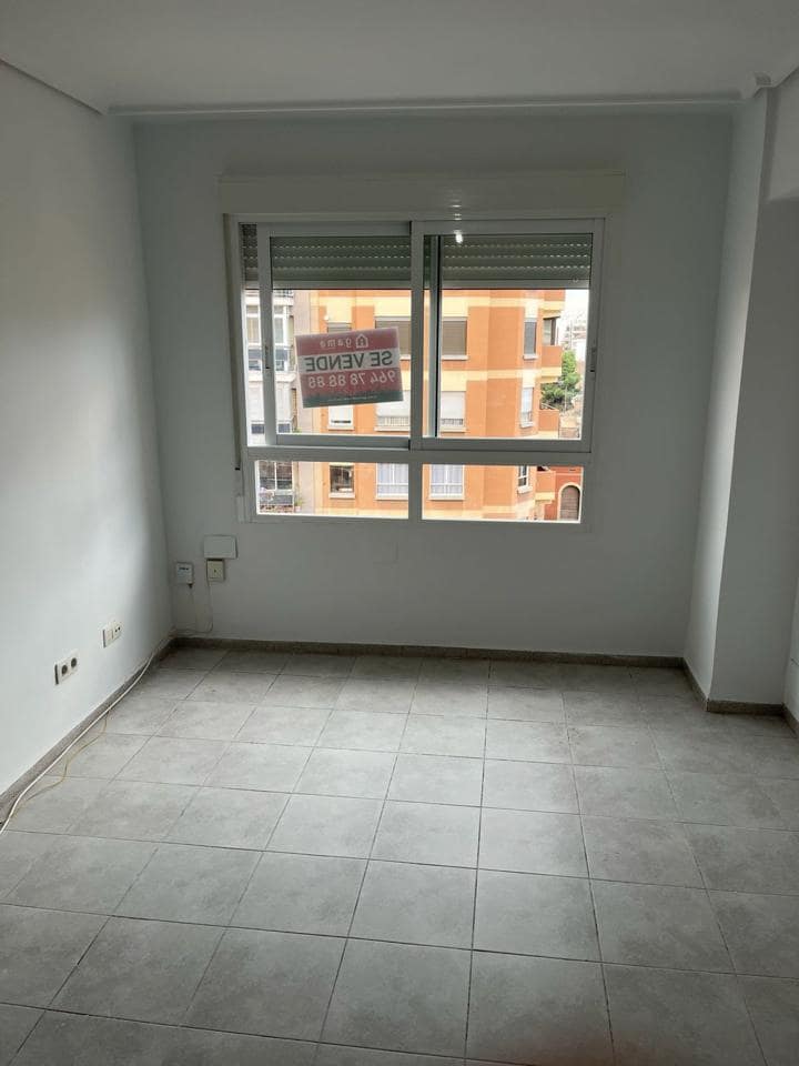 3 quarto Apartamento para venda em Castello de la Plana - 190 000 € (Ref: 9532078)