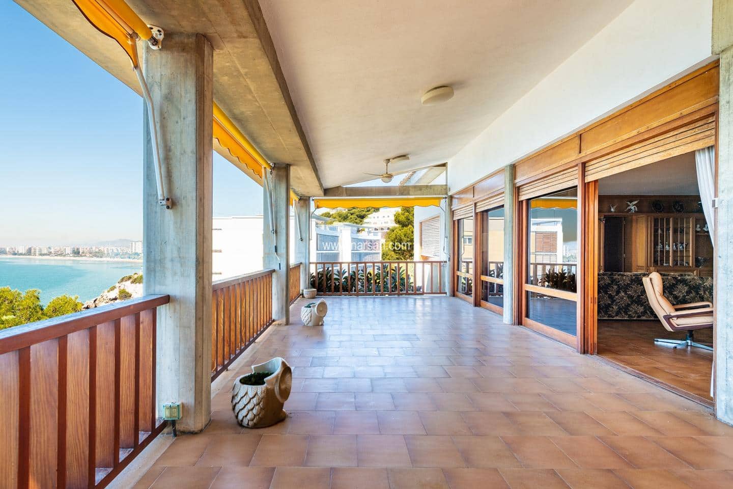 6 makuuhuone Huvila myytävänä paikassa Oropesa  mukana 
autotalli - 2 580 000 € (Ref: 9532079)