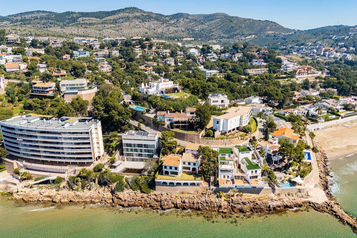 6 makuuhuone Huvila myytävänä paikassa Oropesa  mukana 
autotalli - 2 580 000 € (Ref: 9532079)