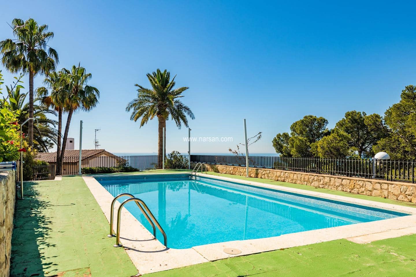 6 makuuhuone Huvila myytävänä paikassa Oropesa  mukana 
autotalli - 2 580 000 € (Ref: 9532079)