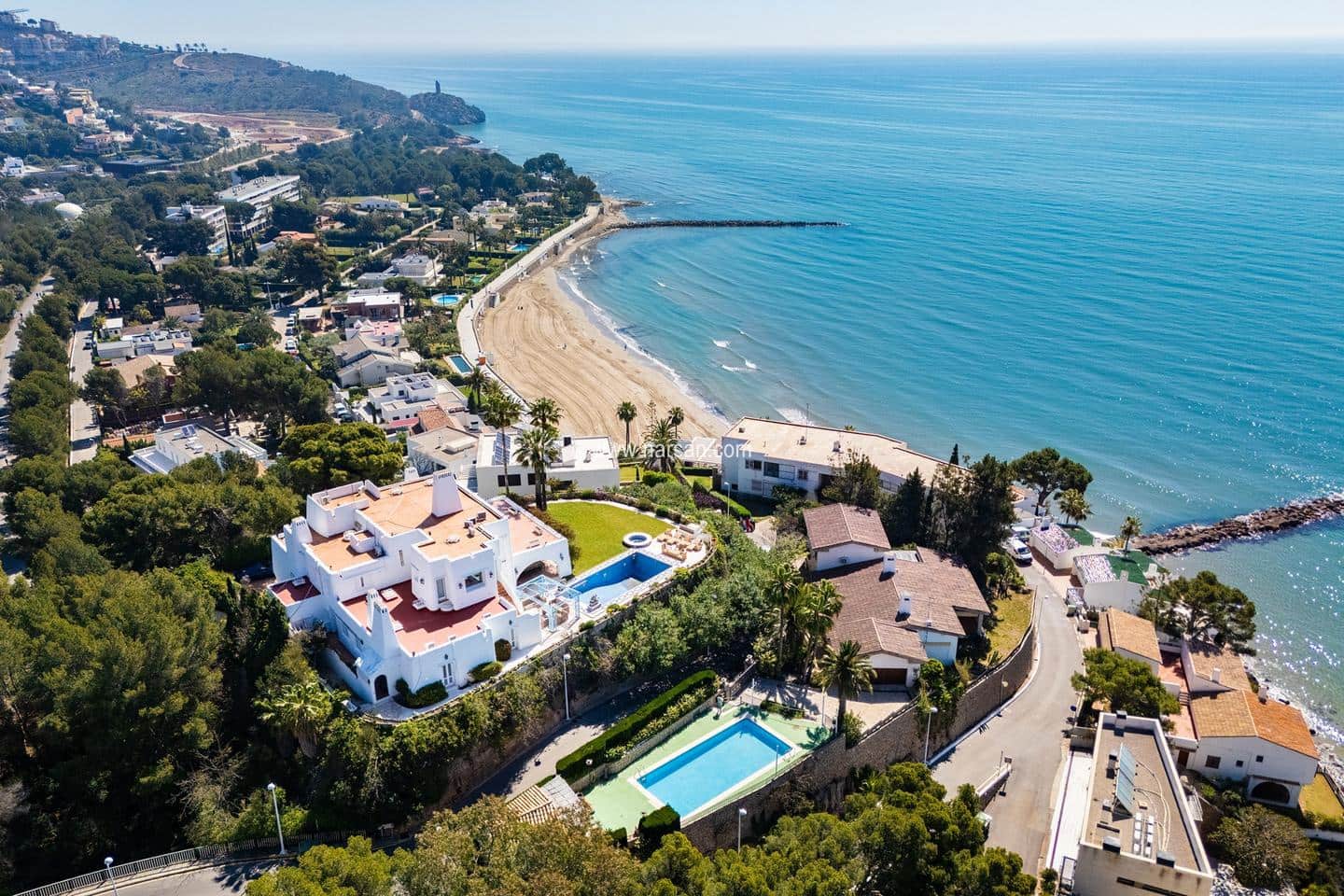 6 makuuhuone Huvila myytävänä paikassa Oropesa  mukana 
autotalli - 2 580 000 € (Ref: 9532079)