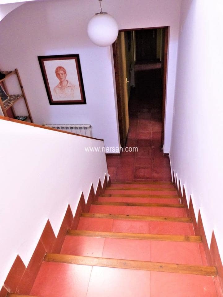 4 bedroom Villa for sale in Benicassim with garage - € 420,000 (Ref: 9532082)