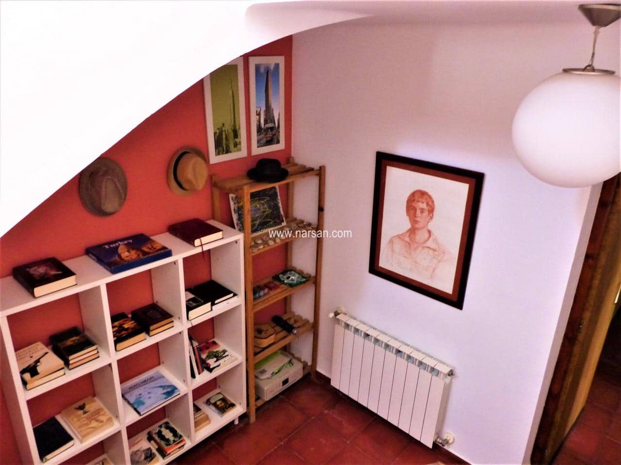 4 bedroom Villa for sale in Benicassim with garage - € 420,000 (Ref: 9532082)