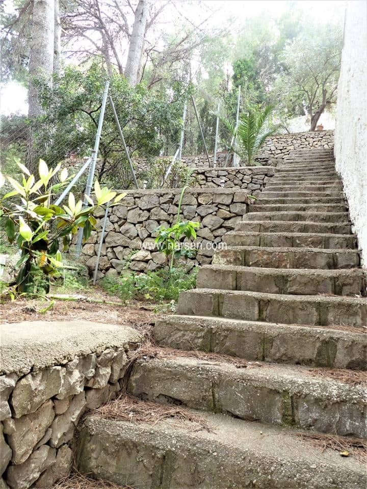 4 bedroom Villa for sale in Benicassim with garage - € 420,000 (Ref: 9532082)