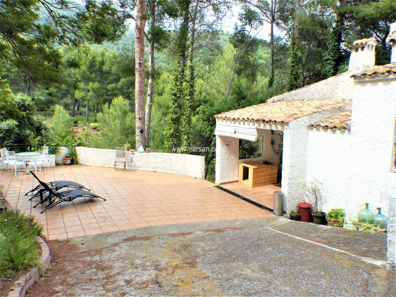 4 bedroom Villa for sale in Benicassim with garage - € 420,000 (Ref: 9532082)