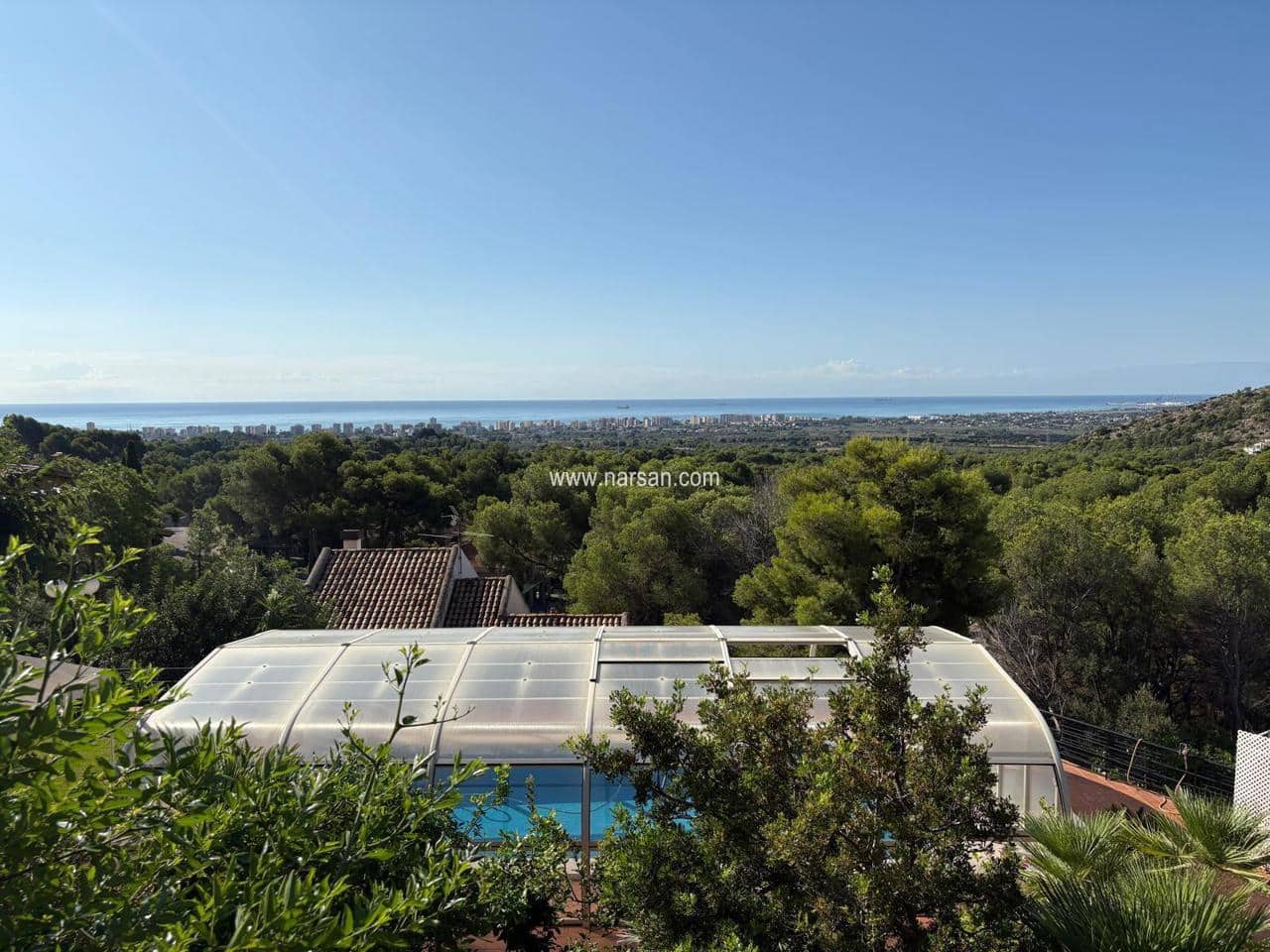 4 slaapkamer Villa te koop in Benicassim met zwembad - € 1.400.000 (Ref: 9532083)
