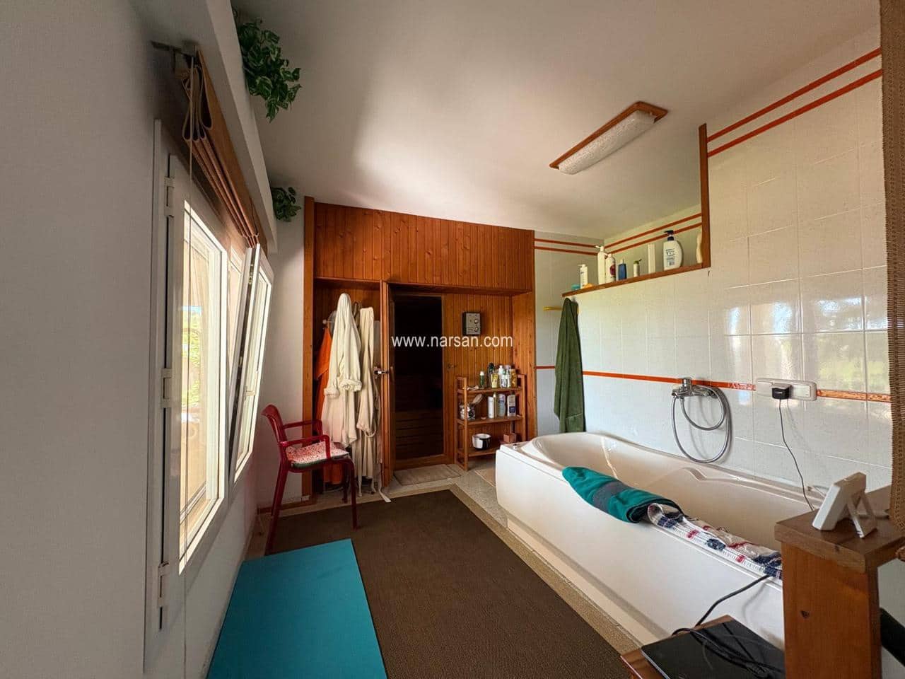 4 slaapkamer Villa te koop in Benicassim met zwembad - € 1.400.000 (Ref: 9532083)