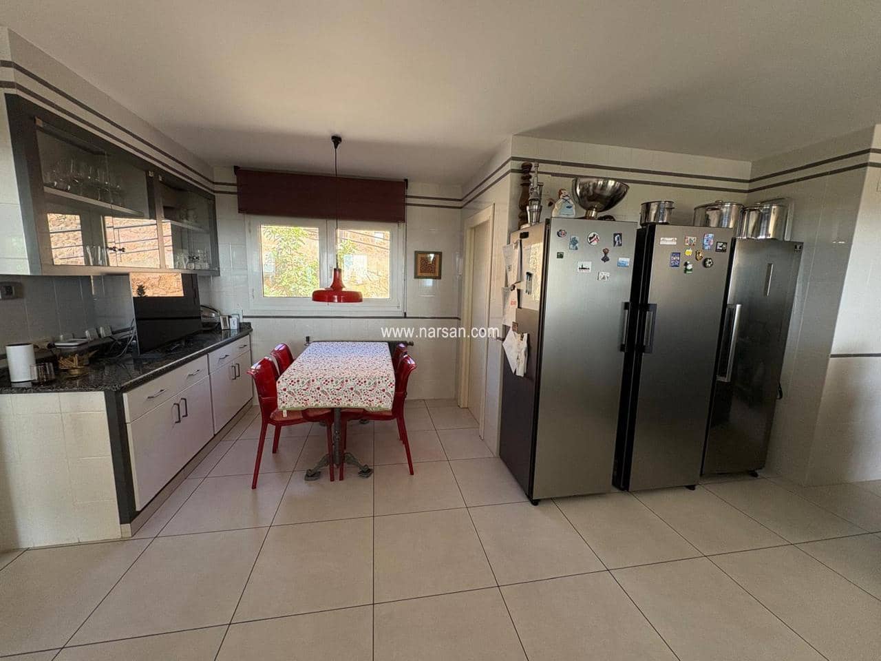 4 slaapkamer Villa te koop in Benicassim met zwembad - € 1.400.000 (Ref: 9532083)