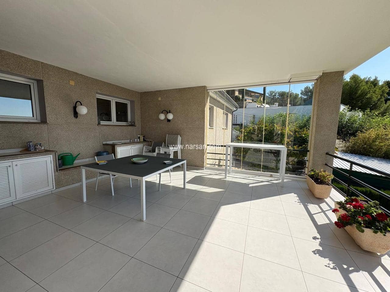 4 slaapkamer Villa te koop in Benicassim met zwembad - € 1.400.000 (Ref: 9532083)