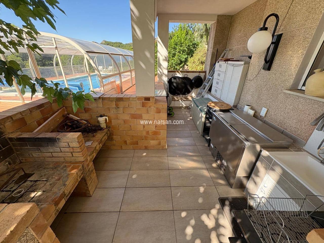 4 slaapkamer Villa te koop in Benicassim met zwembad - € 1.400.000 (Ref: 9532083)