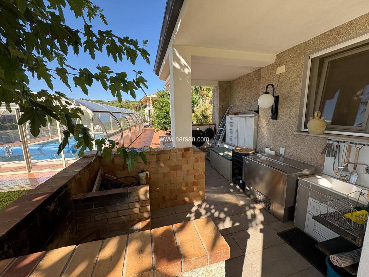 4 slaapkamer Villa te koop in Benicassim met zwembad - € 1.400.000 (Ref: 9532083)