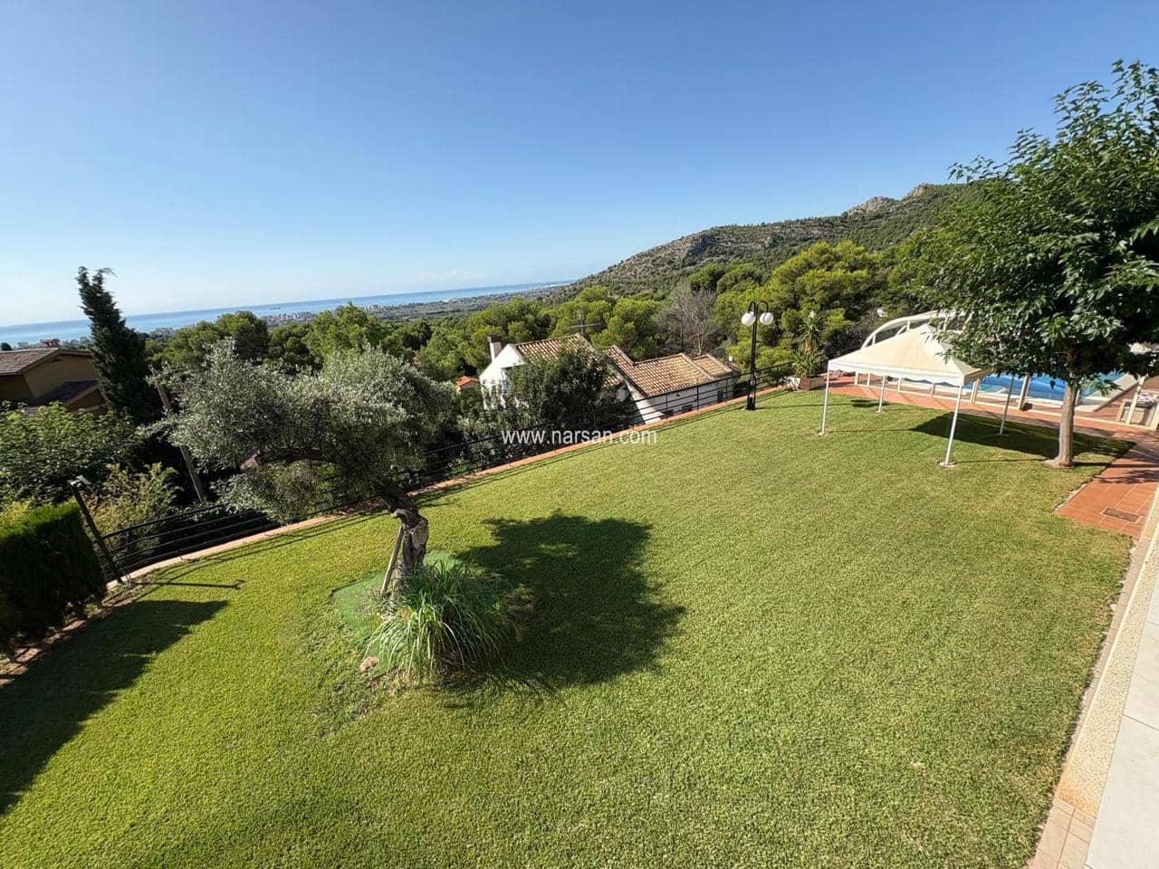 4 slaapkamer Villa te koop in Benicassim met zwembad - € 1.400.000 (Ref: 9532083)