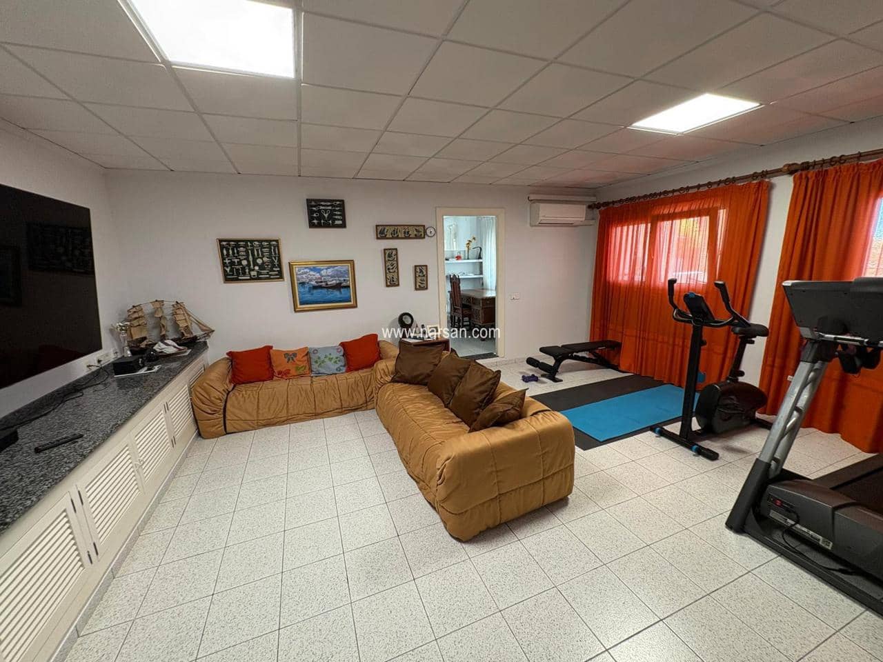 4 slaapkamer Villa te koop in Benicassim met zwembad - € 1.400.000 (Ref: 9532083)