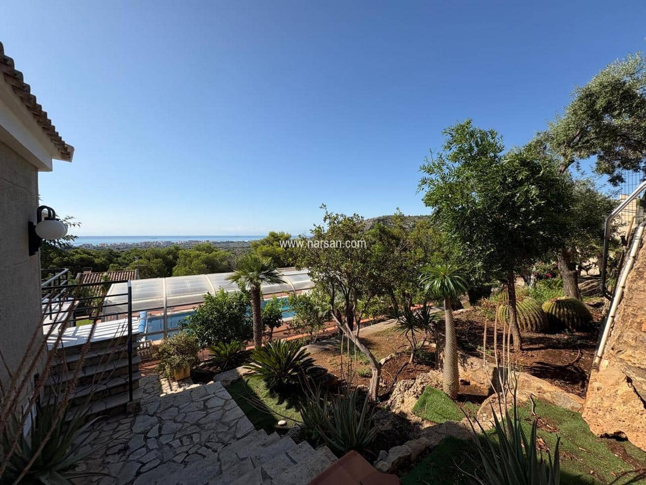 4 slaapkamer Villa te koop in Benicassim met zwembad - € 1.400.000 (Ref: 9532083)