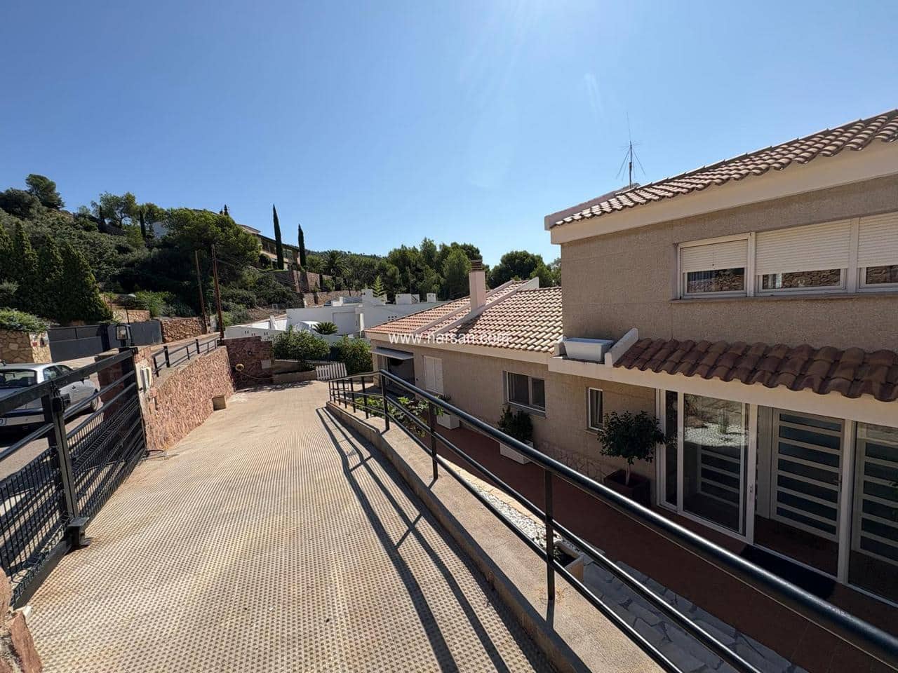 4 slaapkamer Villa te koop in Benicassim met zwembad - € 1.400.000 (Ref: 9532083)