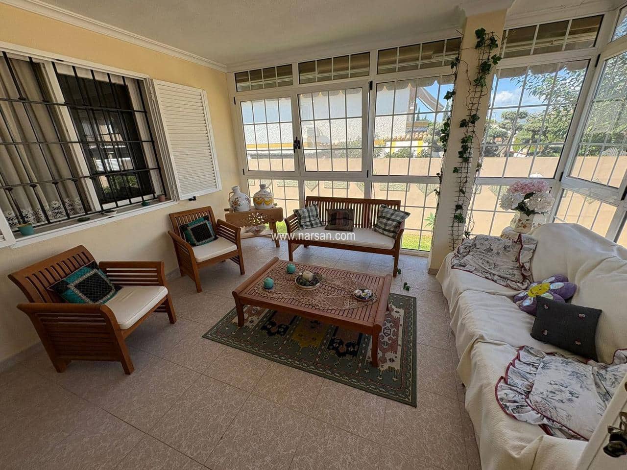 6 slaapkamer Villa te koop in Benicassim met zwembad garage - € 565.000 (Ref: 9532084)