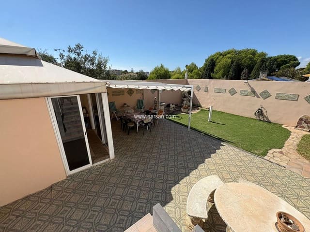 6 slaapkamer Villa te koop in Benicàssim met zwembad garage - € 565.000 (Ref: 9532084)