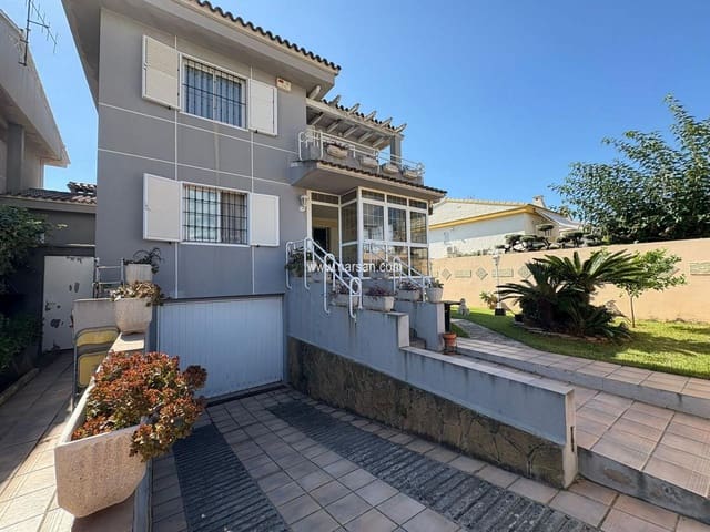 6 slaapkamer Villa te koop in Benicàssim met zwembad garage - € 565.000 (Ref: 9532084)