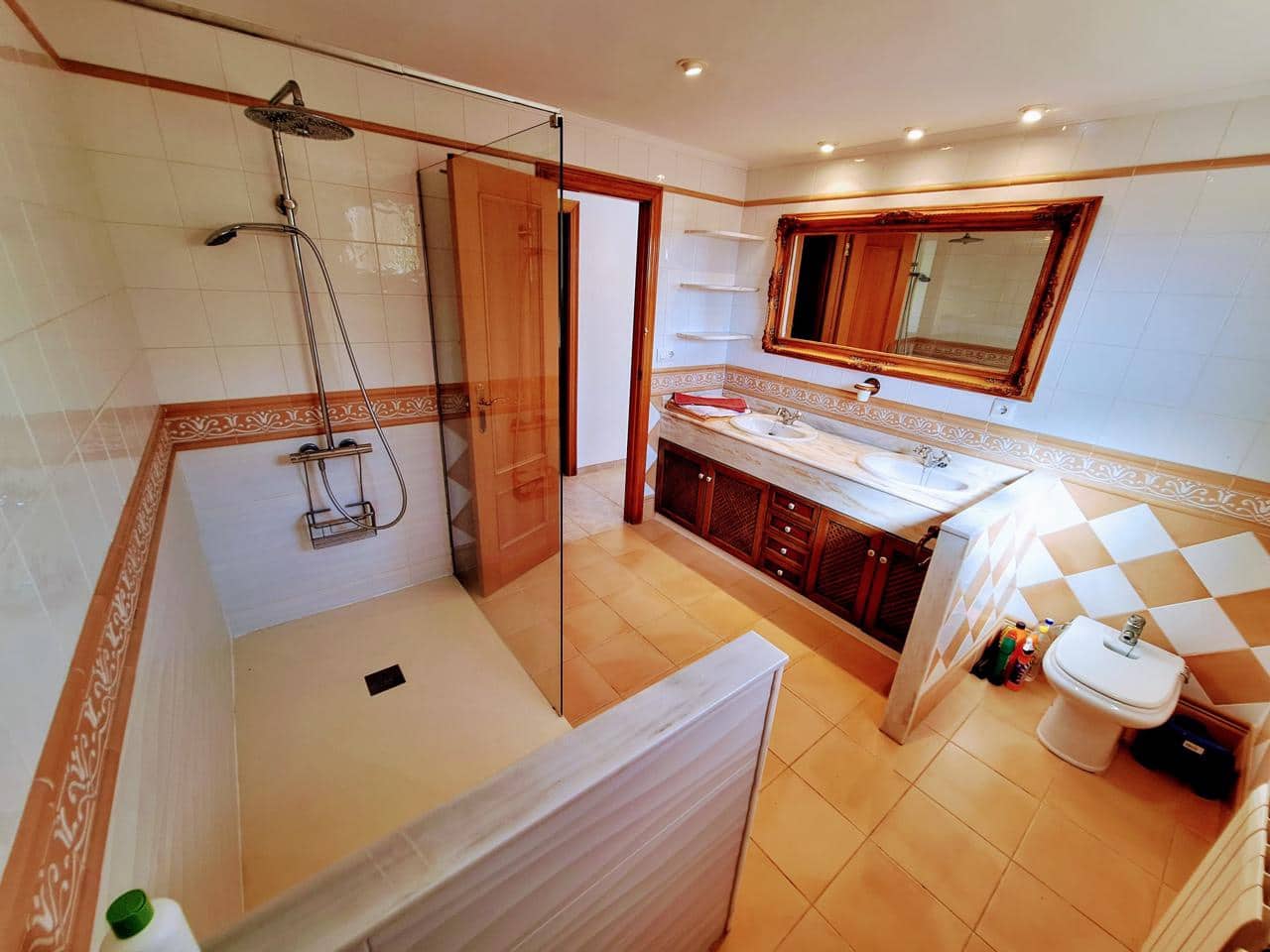 4 sypialnia Willa na sprzedaż w Benicassim z basenem garażem - 559 000 € (Ref: 9532085)