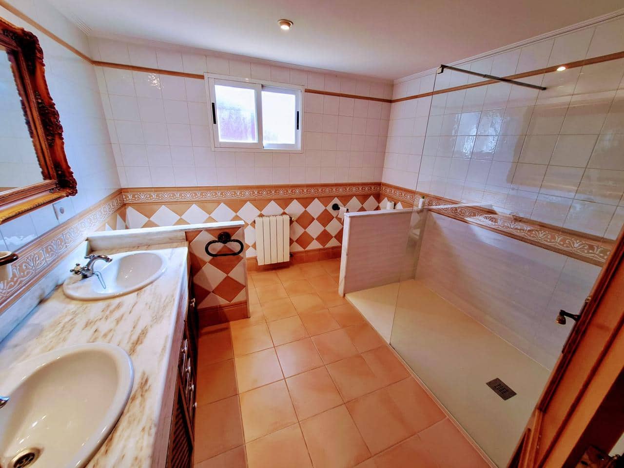 4 sypialnia Willa na sprzedaż w Benicassim z basenem garażem - 559 000 € (Ref: 9532085)