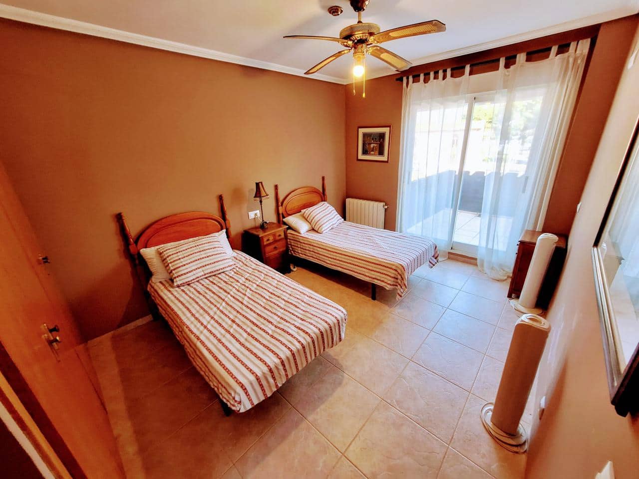 4 sypialnia Willa na sprzedaż w Benicassim z basenem garażem - 559 000 € (Ref: 9532085)