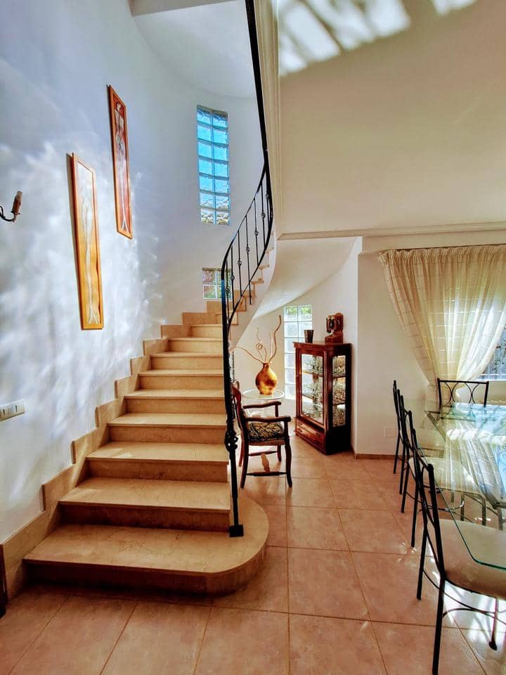 4 sypialnia Willa na sprzedaż w Benicassim z basenem garażem - 559 000 € (Ref: 9532085)