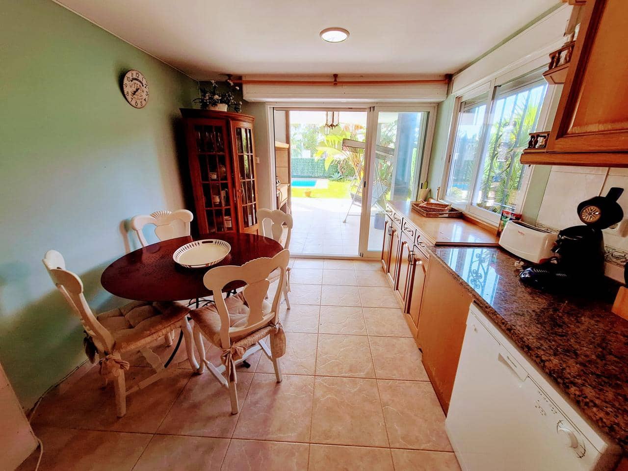 4 sypialnia Willa na sprzedaż w Benicassim z basenem garażem - 559 000 € (Ref: 9532085)