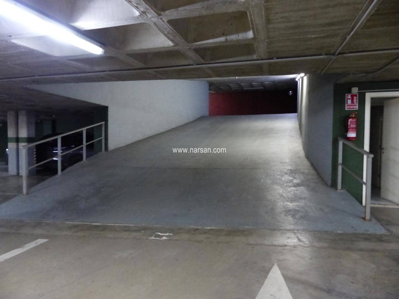 Piso de 1 habitación en Castelló de la Plana en venta con garaje - 180.000 € (Ref: 9532087)