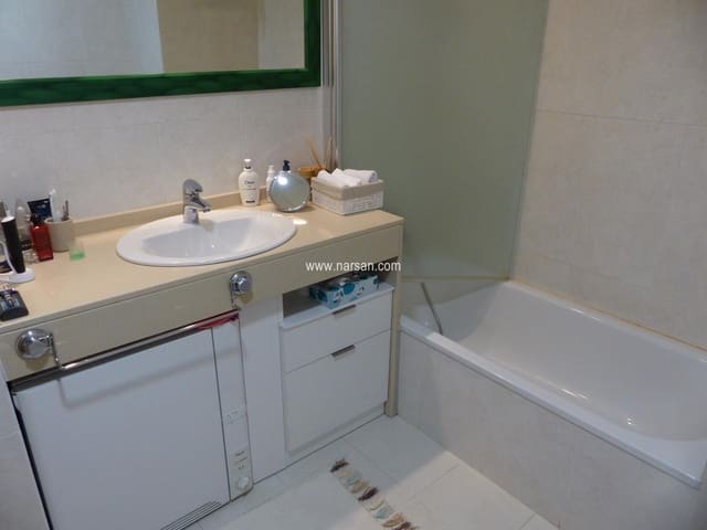 Piso de 1 habitación en Este, Castelló de la Plana en venta con garaje - 180.000 € (Ref: 9532087)