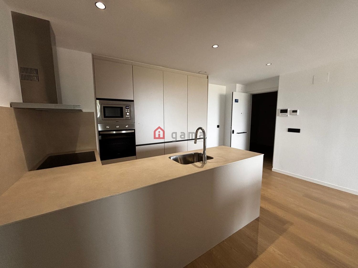 Piso de 2 habitaciones en Moncofa en venta con garaje - 290.000 € (Ref: 10005239)