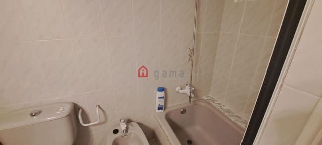 3 bedroom Flat for rent in Castelló de la Plana - € 900 (Ref: 10030163)