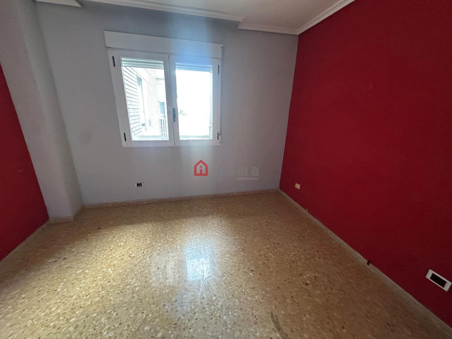 4 slaapkamer Flat te koop in Castello de la Plana - € 199.000 (Ref: 10047009)