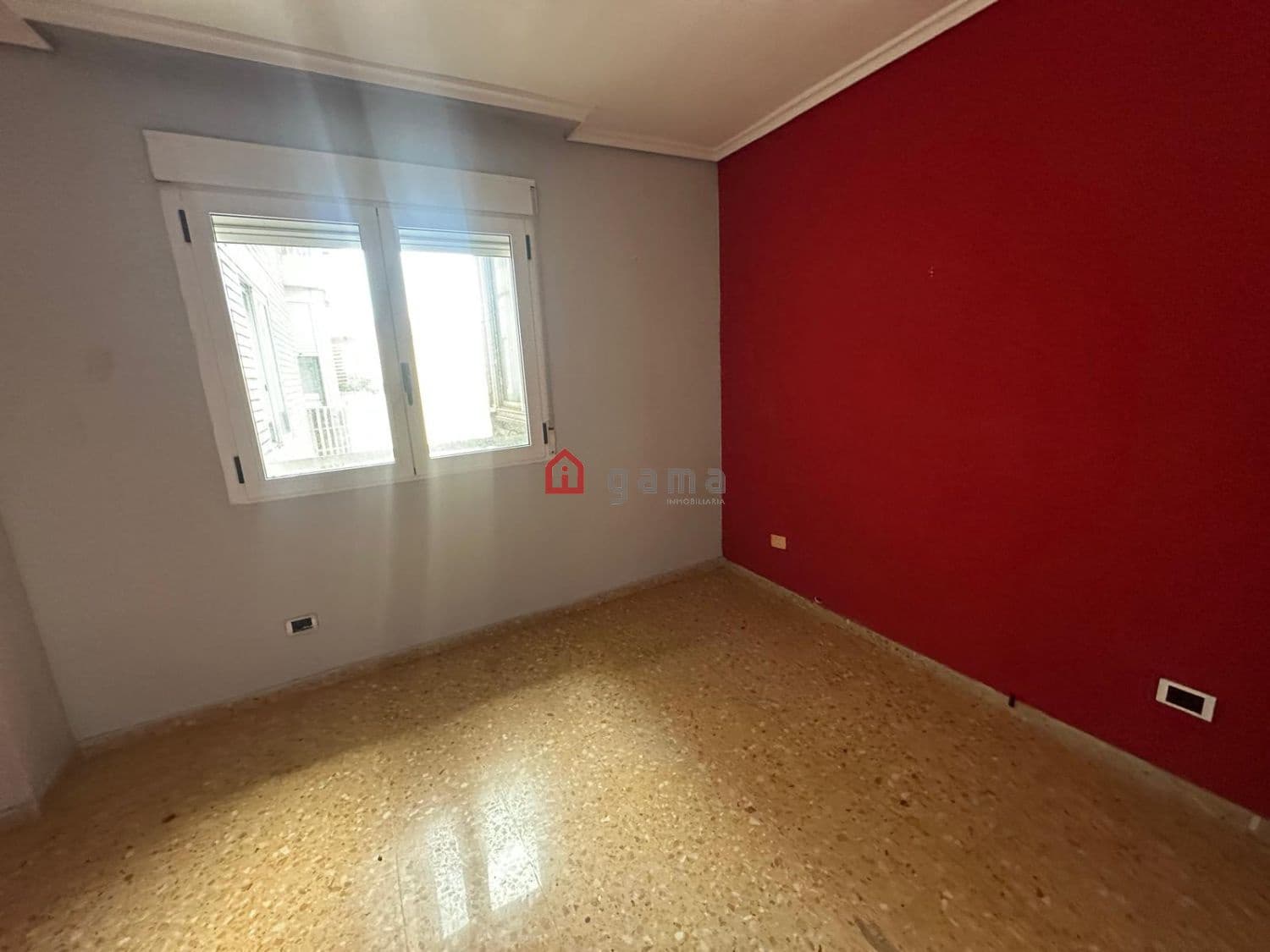 4 slaapkamer Flat te koop in Castello de la Plana - € 199.000 (Ref: 10047009)