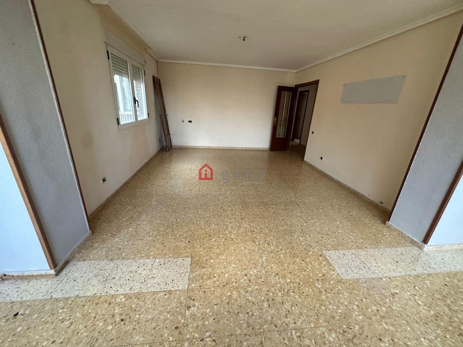 4 slaapkamer Flat te koop in Castello de la Plana - € 199.000 (Ref: 10047009)