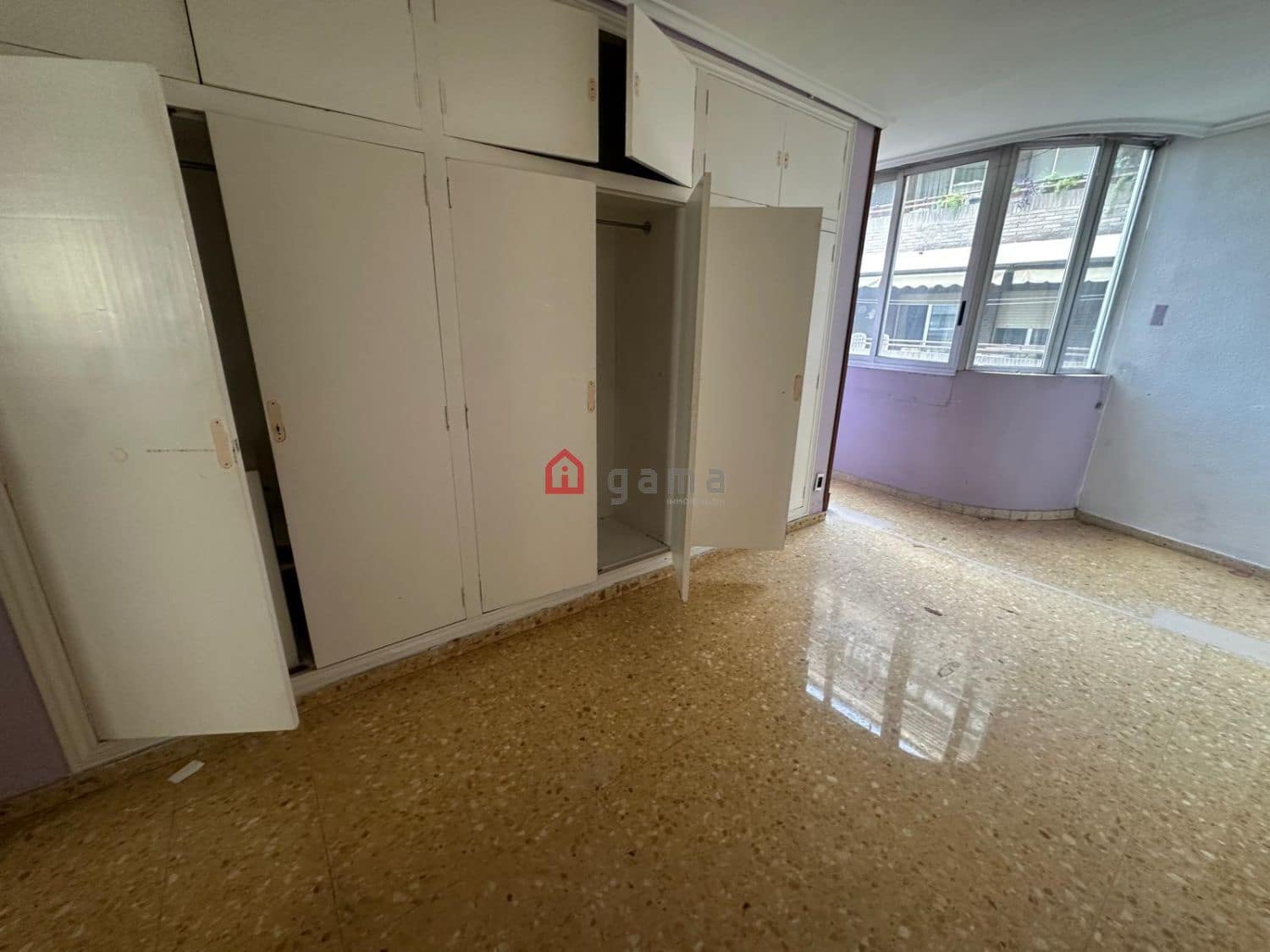 4 slaapkamer Flat te koop in Castello de la Plana - € 199.000 (Ref: 10047009)