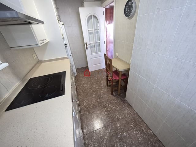 3 sovrum Lägenhet att hyra i Benicàssim med pool garage - 900 € (Ref: 10080579)
