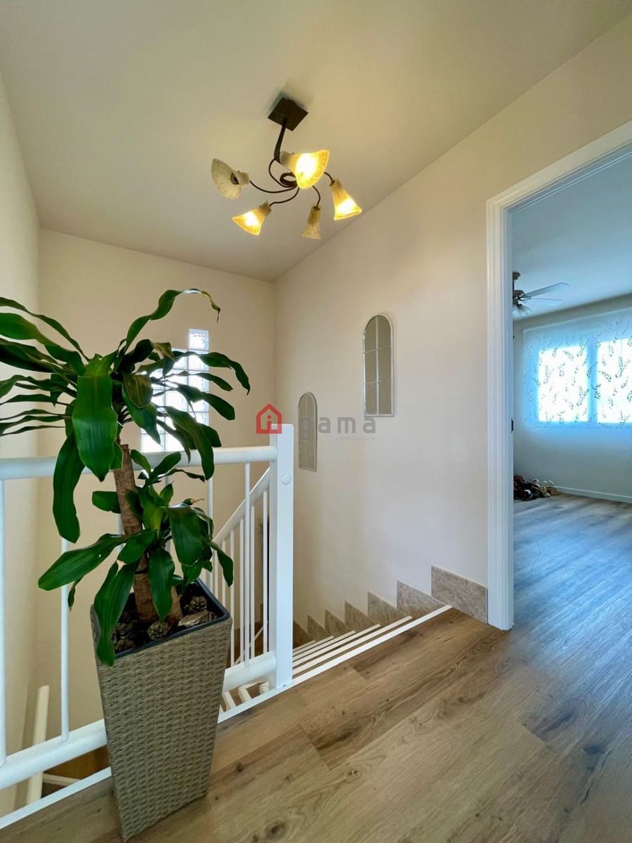 3 bedroom Semi-detached Villa for sale in Peniscola with pool garage - € 375,000 (Ref: 10109072)