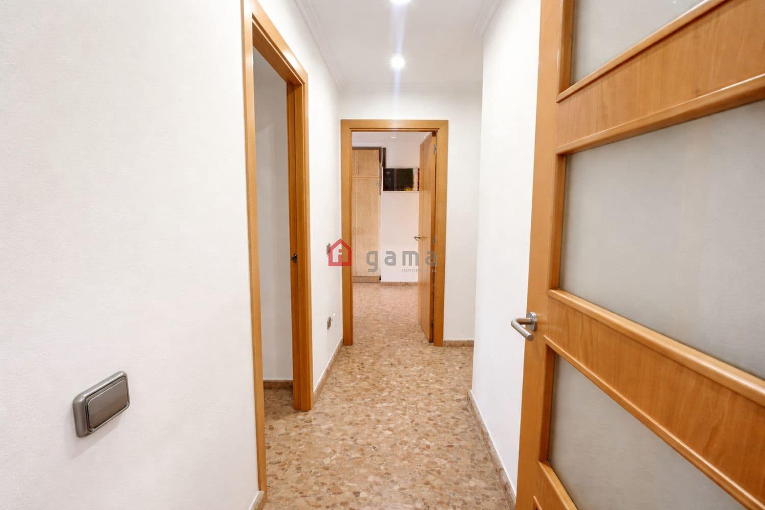 4 bedroom Flat for sale in Castello de la Plana with garage - € 375,000 (Ref: 10115527)