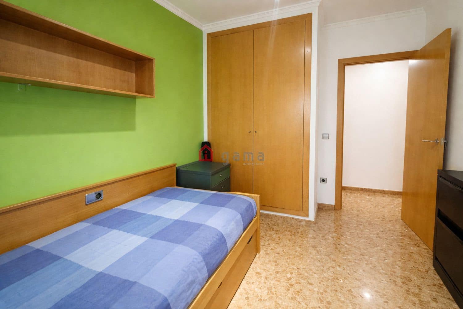 4 bedroom Flat for sale in Castello de la Plana with garage - € 375,000 (Ref: 10115527)