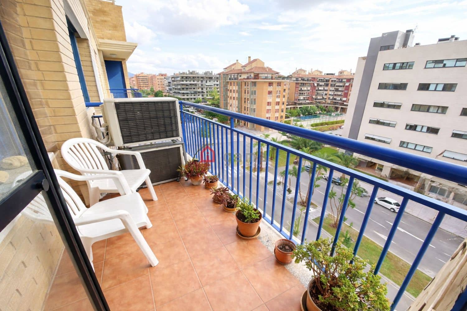 4 bedroom Flat for sale in Castello de la Plana with garage - € 375,000 (Ref: 10115527)