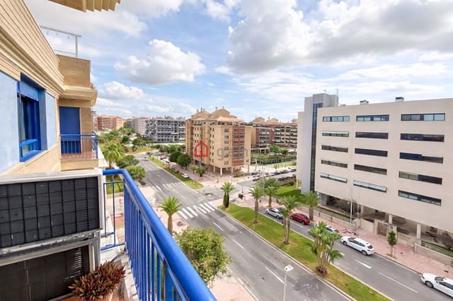 Piso de 4 habitaciones en Este, Castelló de la Plana en venta con garaje - 375.000 € (Ref: 10115527)