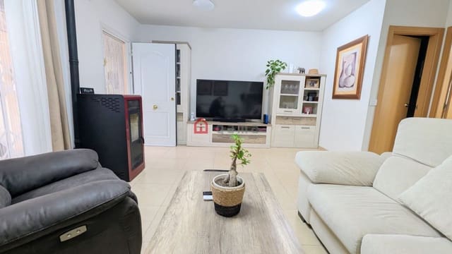 4 slaapkamer Rijtjeshuis te koop in Moncofa met zwembad - € 360.000 (Ref: 10171857)